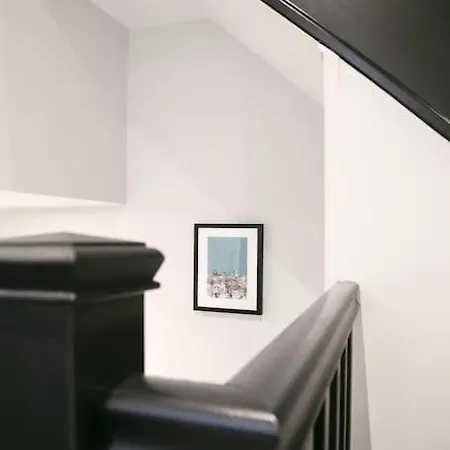 Apartment 45a Oxford Street